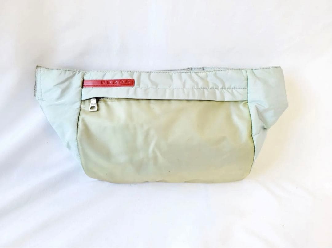 PRADA ボディバッグ ナイロン