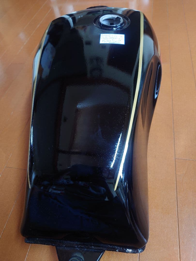 YAMAHA RZ250 タンクとカウルセット