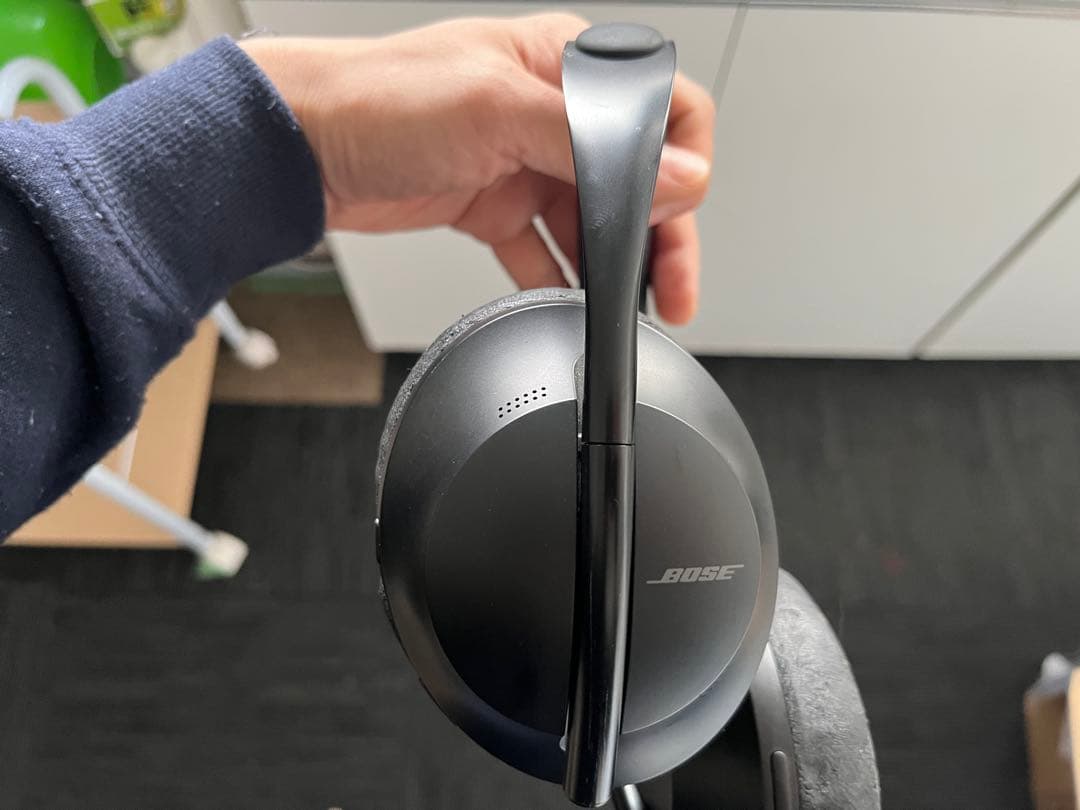 Bose ヘッドホン　NC700HP