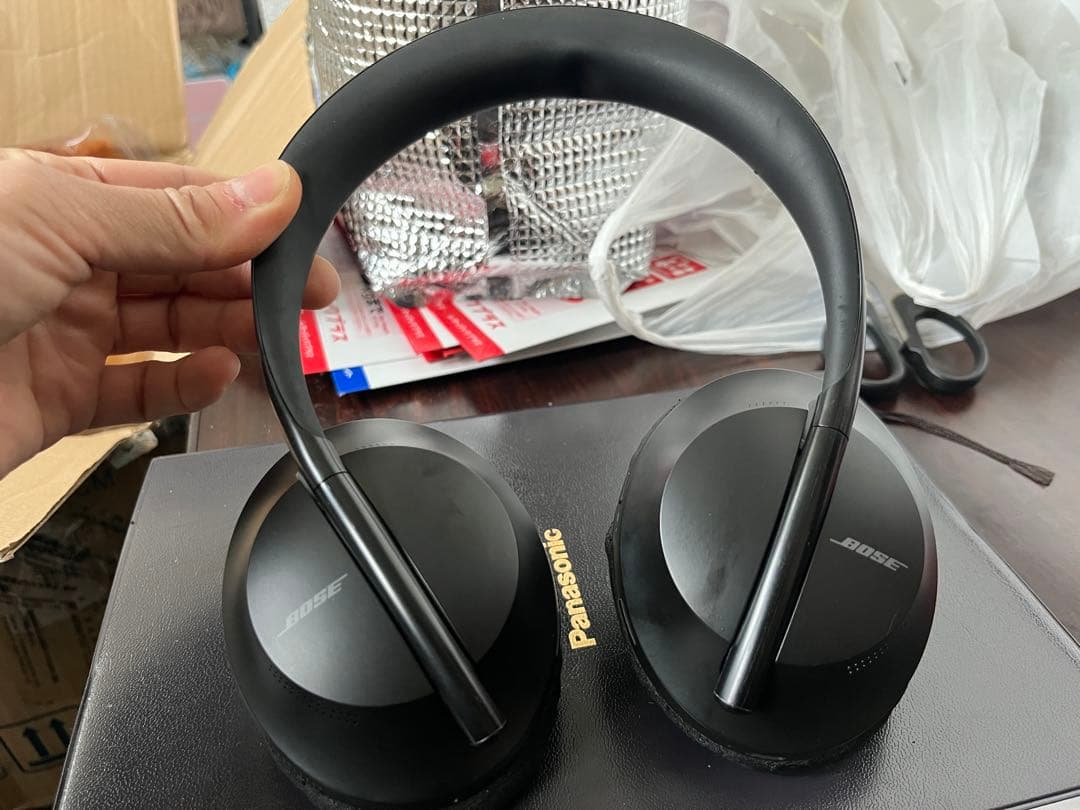 Bose ヘッドホン　NC700HP