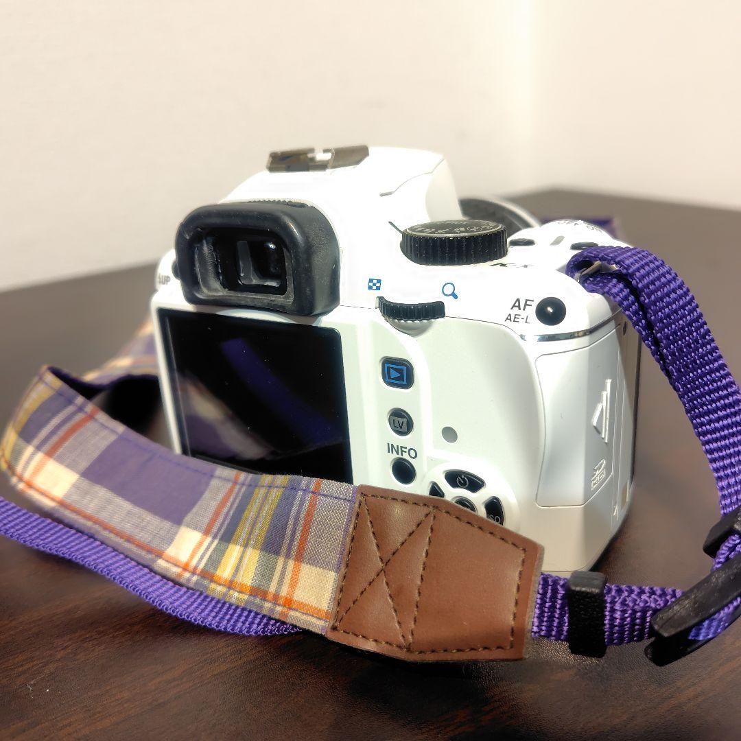 【ホワイト】PENTAX K-x ダブルズームセット ※液晶・ファインダー訳あり