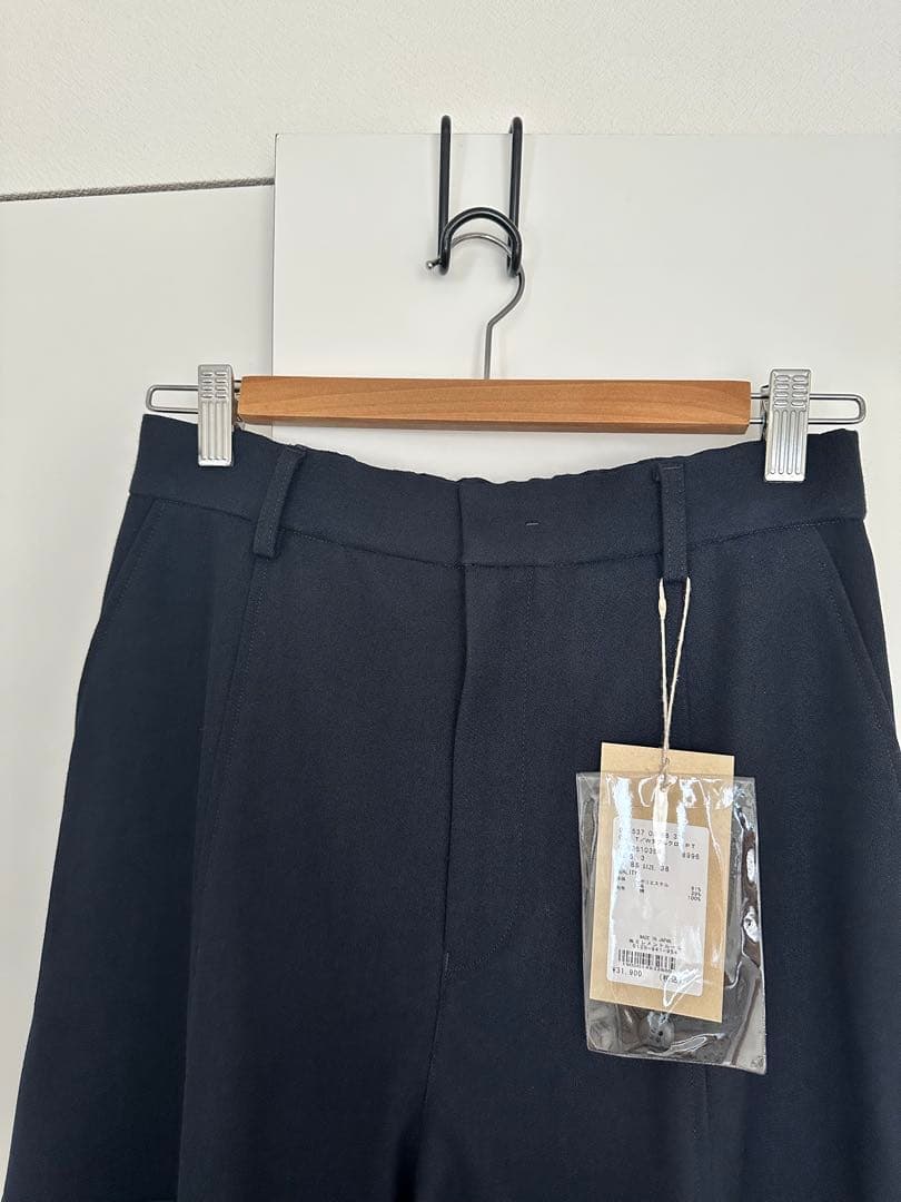 【新品】Curensology T/W ダブルクロスパンツ ネイビー　38サイズ