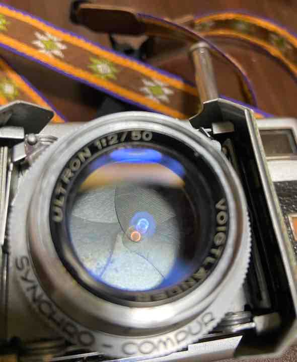 フィルムカメラ voigtlander VITESSA