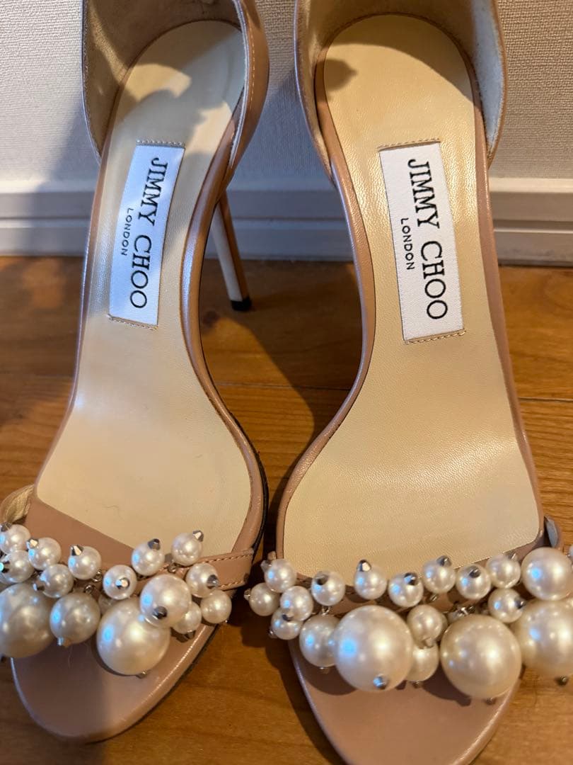 ♡JIMMY CHOO パールベージュサンダル♡