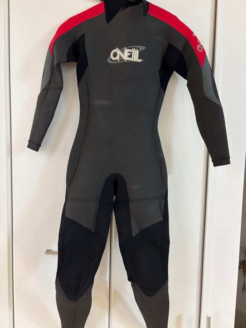 【O'NEILL（オニール）】ウェットスーツ　メンズML 5mm