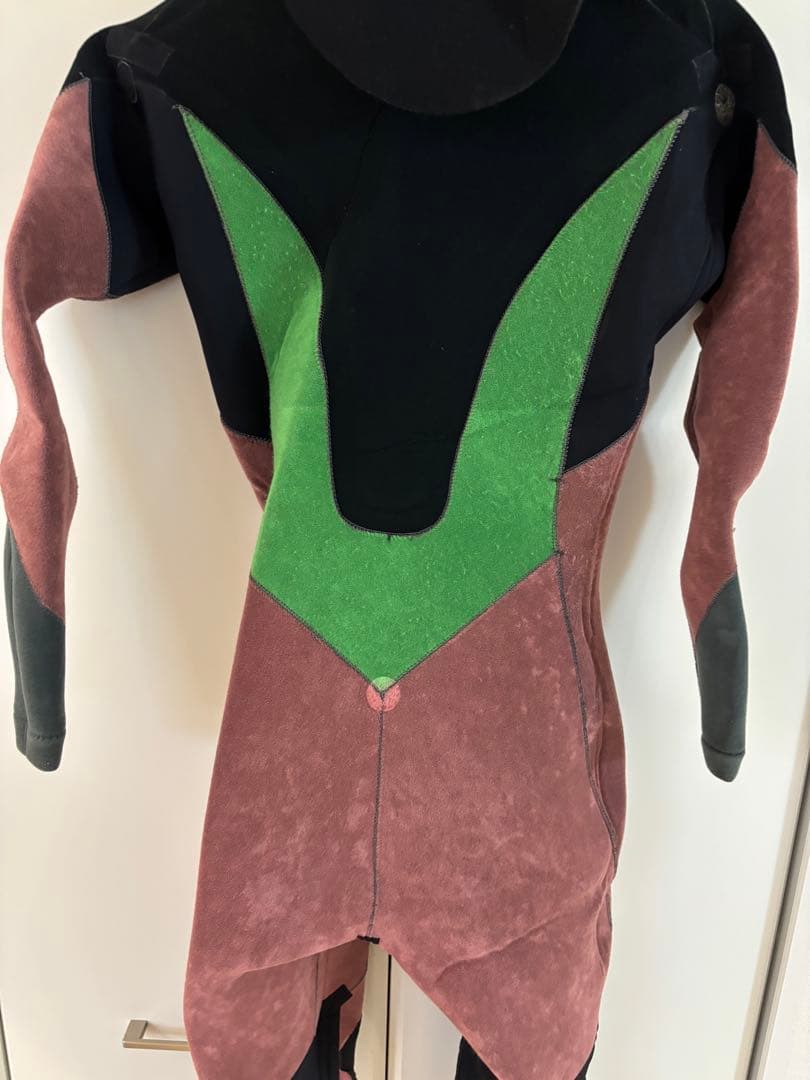 【O'NEILL（オニール）】ウェットスーツ　メンズML 5mm