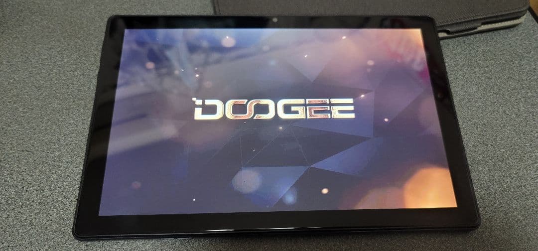 DOOGEE U10 Androidタブレット本体 ケース付