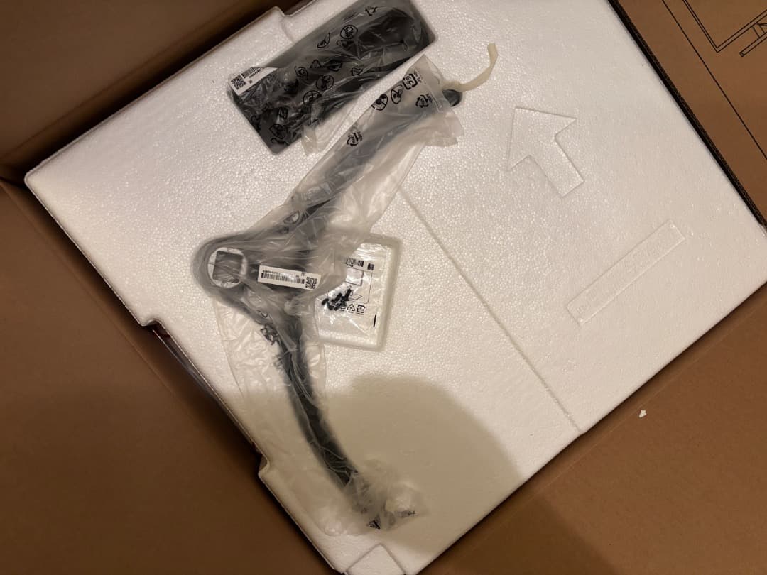 【モニター】32ML600M