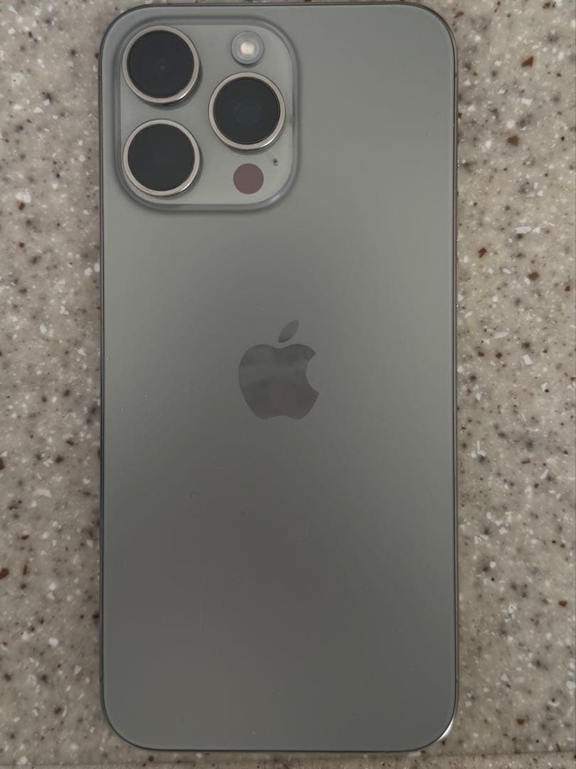 【限定SALE!!!】iPhone15ProMax SIM無し　リセット済み