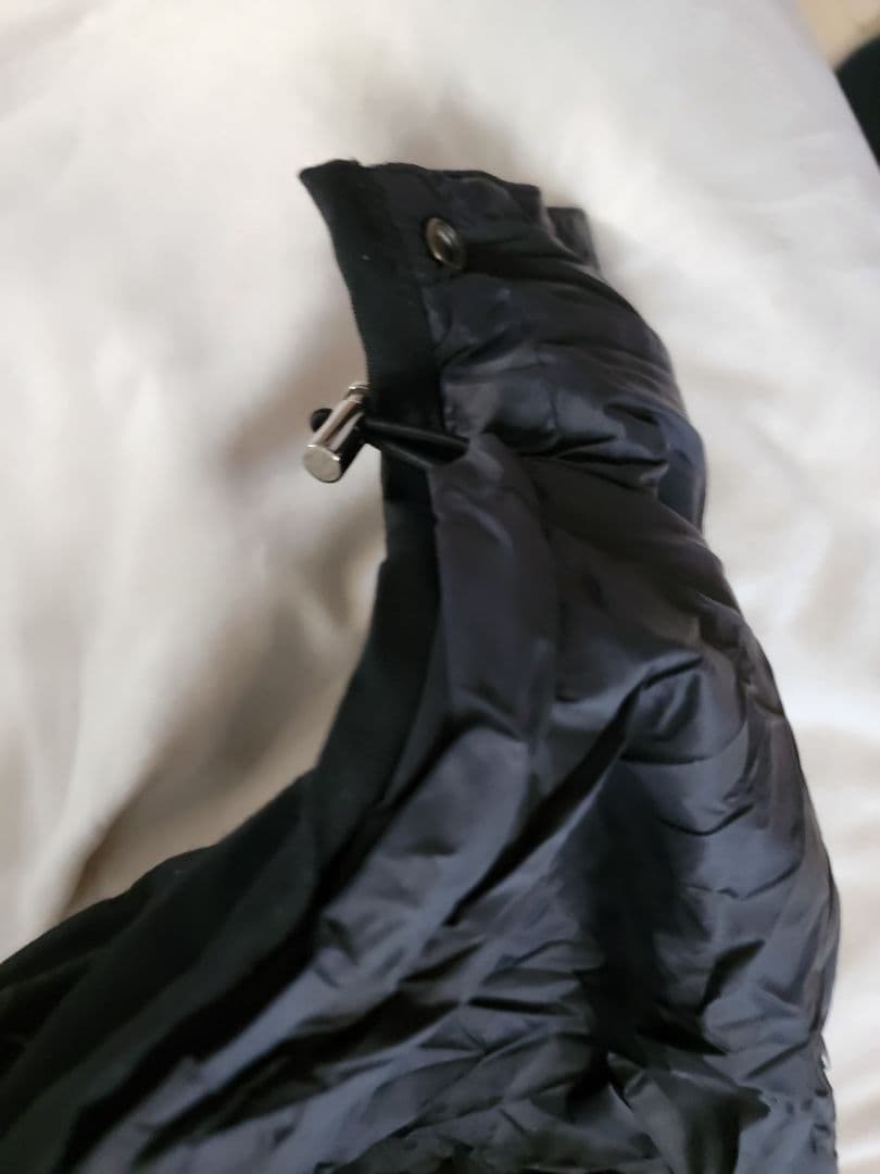 T様　フードのみMONCLER　ダウンジャケット　モンジュネーブル