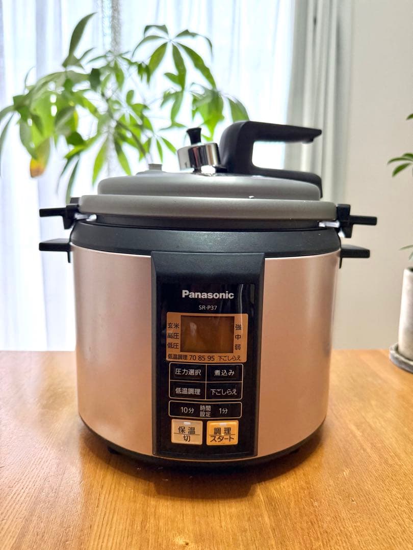 Panasonic 電気圧力鍋 SR-P37