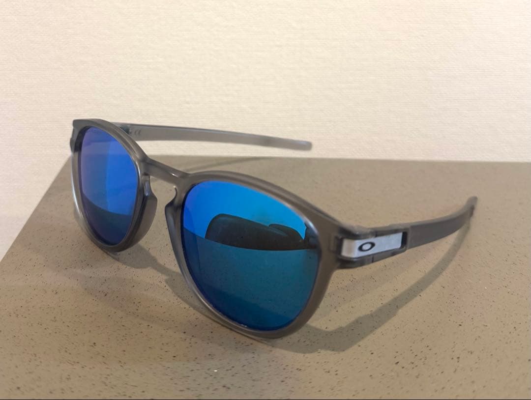 2時間限定値下げ！定価3万！Oakley サングラス