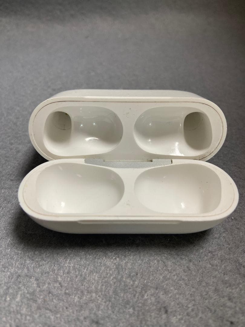 美品中古　AirPods Pro 第1世代　MagSafe