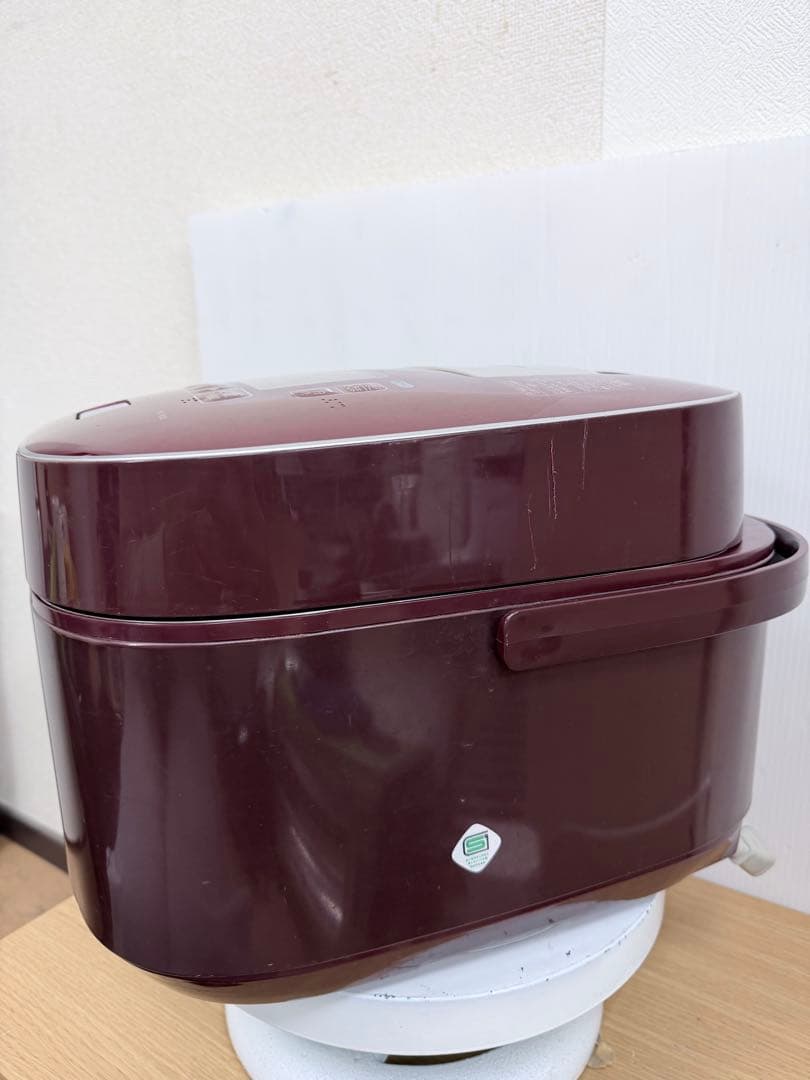 TOSHIBA RC-18VXL圧力IH炊飯器 1.8L内釜2個　2017年製