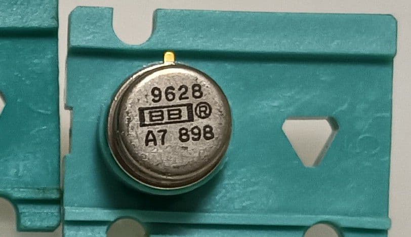 オペアンプ、バーブラウン(BB)製品、OPA637AM、　2個セット