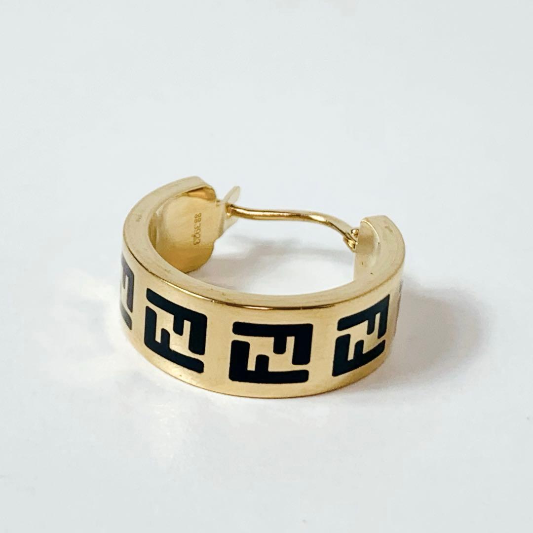 未使用品FENDI フェンディ　フープピアス　ゴールド　ズッカ　片耳