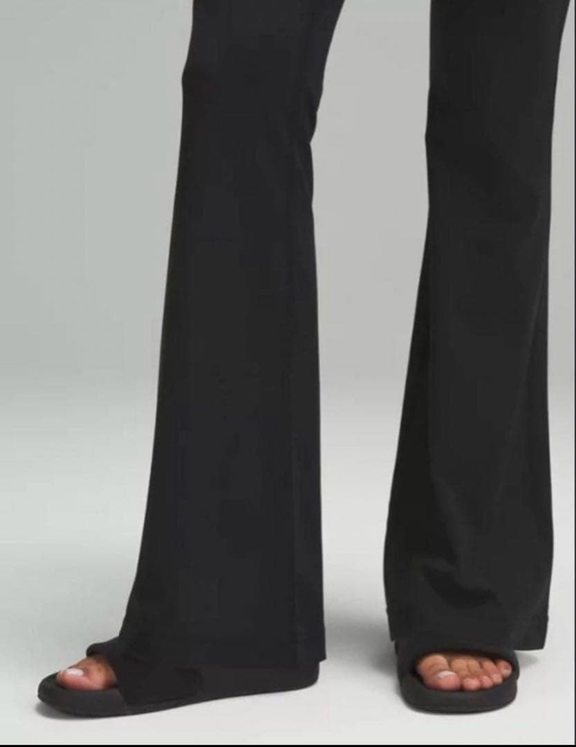 ルルレモン フレアレギンス黒　Mサイズ