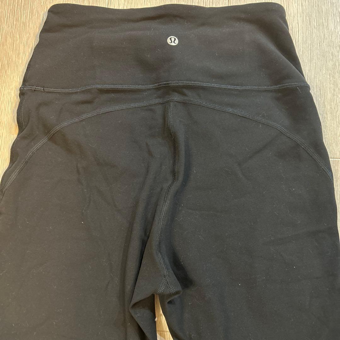 ルルレモン フレアレギンス黒　Mサイズ