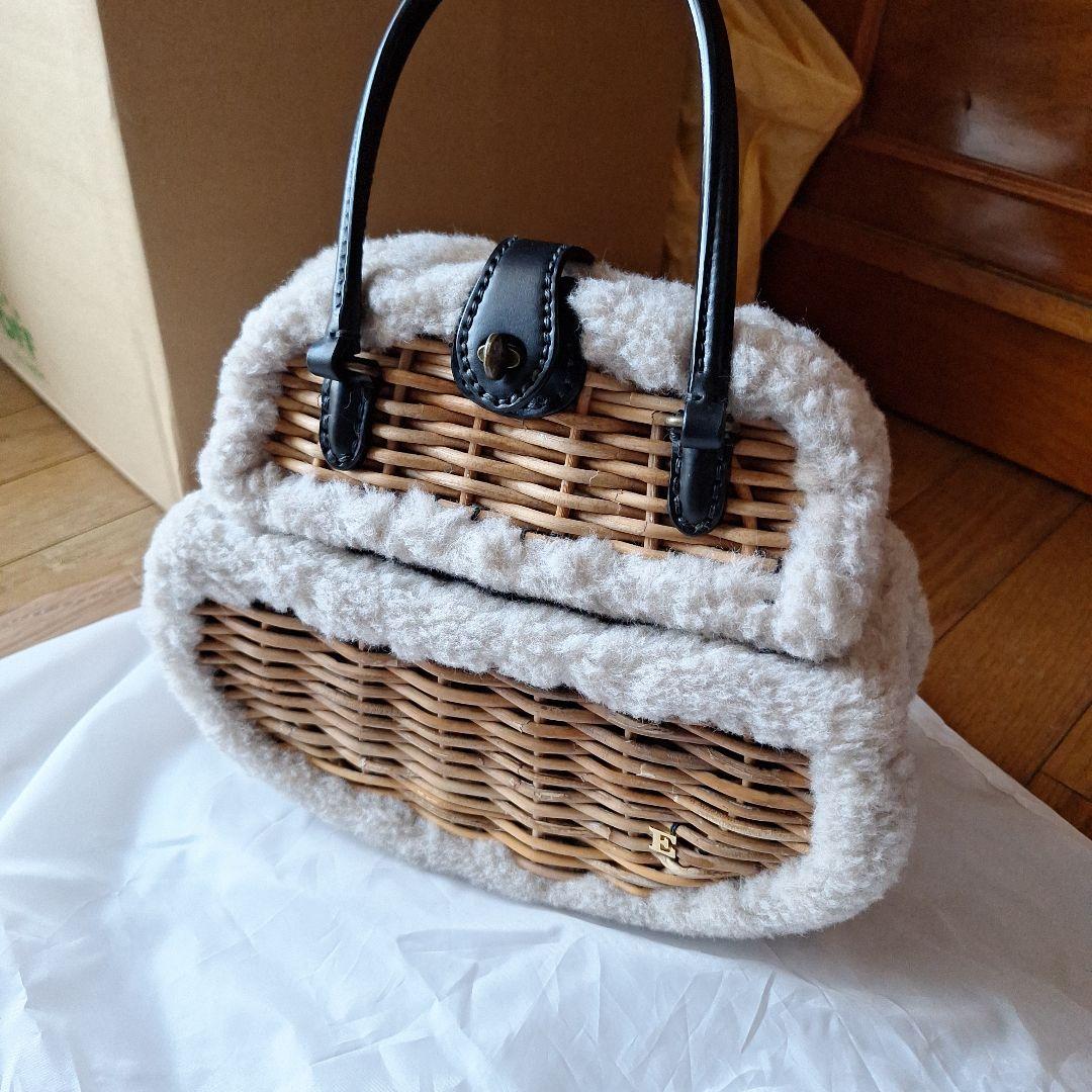 エバゴス　ボアトリミングハンドバッグ