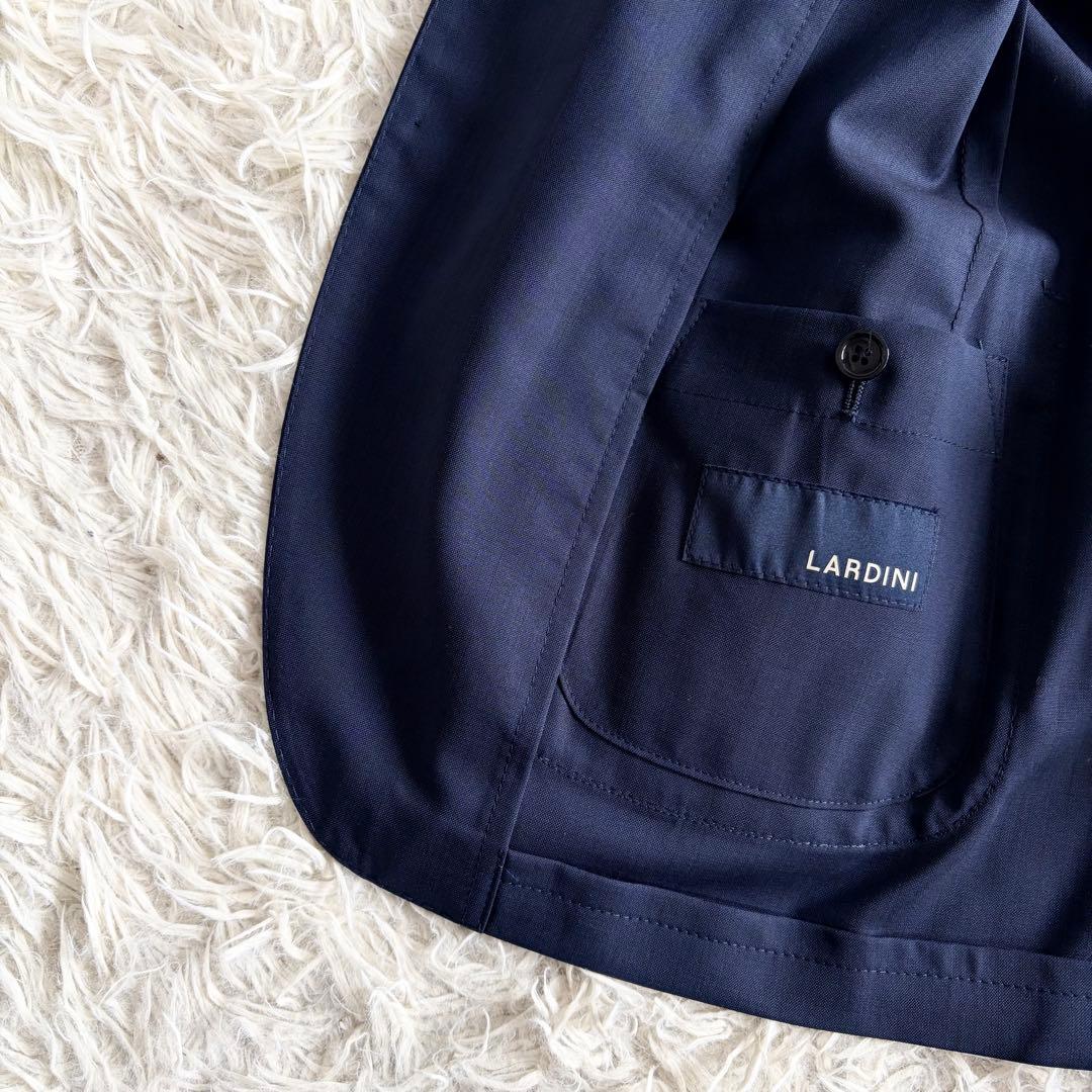 <極美品>LARDINI easy wear 新ロゴ ネイビー ウールスーツ44