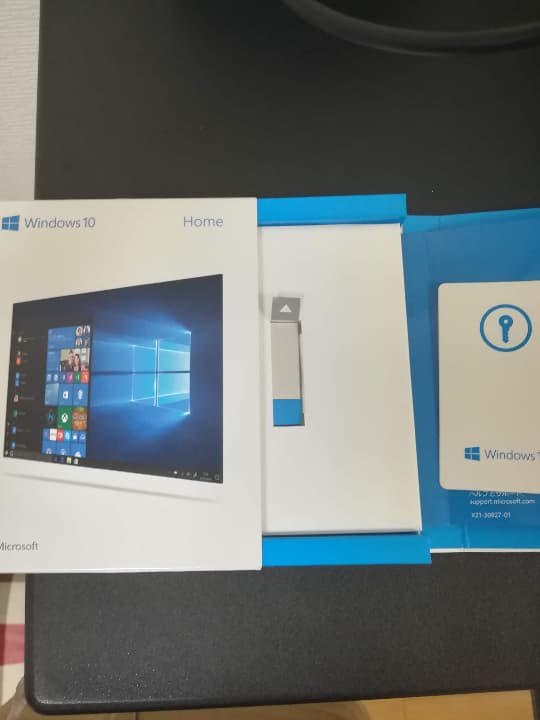 【美品】win10 Core i7搭載 小型PC メモリ8GB 手のひらサイズ