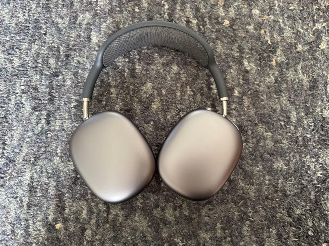 AirPods Max スペースグレー Smart Case付き