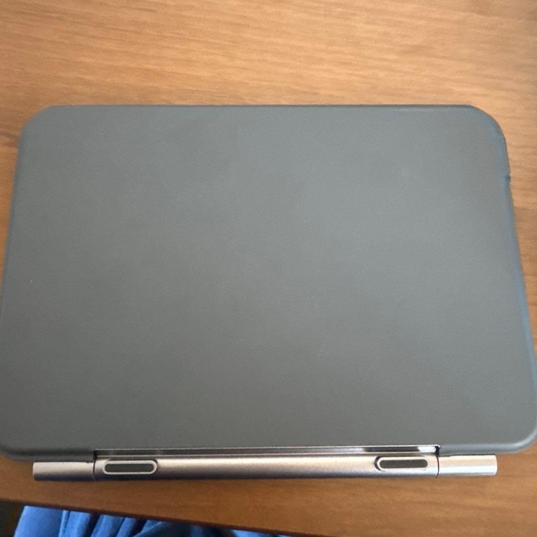 iPad mini第7世代用　Magic Keyboard