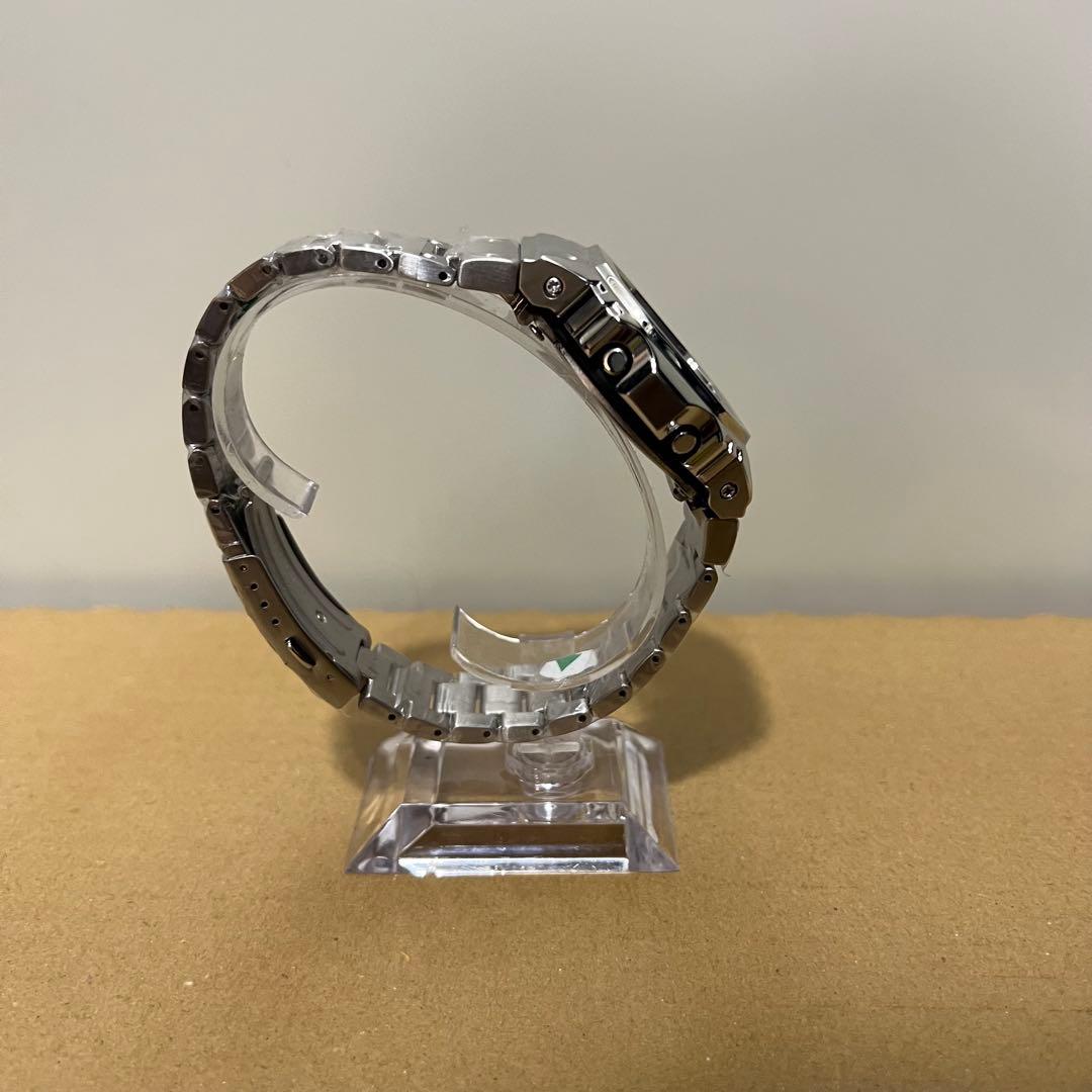 DW-5600 メタルカスタム G-SHOCK