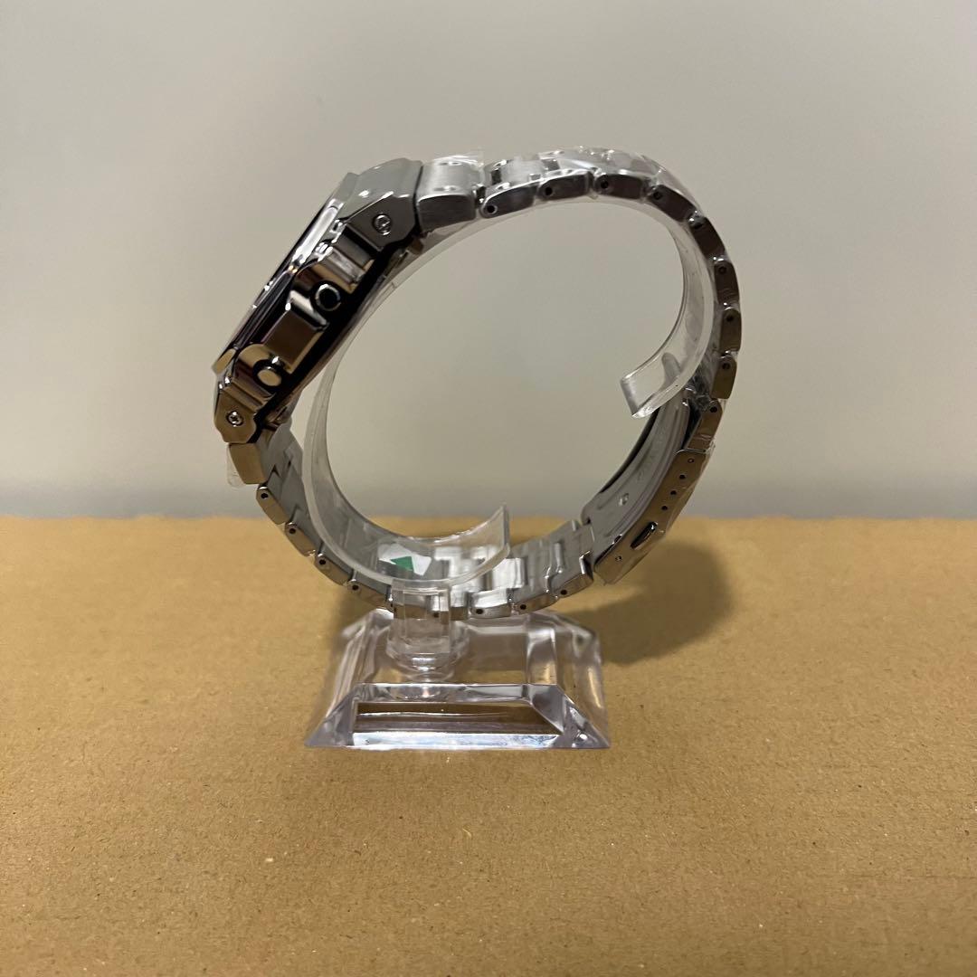 DW-5600 メタルカスタム G-SHOCK