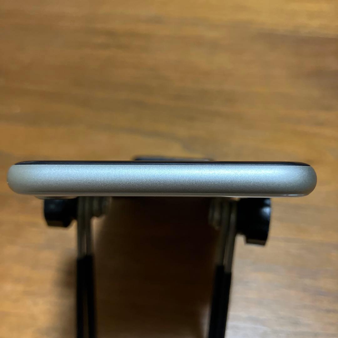 iPhone SE 第3世代 SIMフリー 64GB