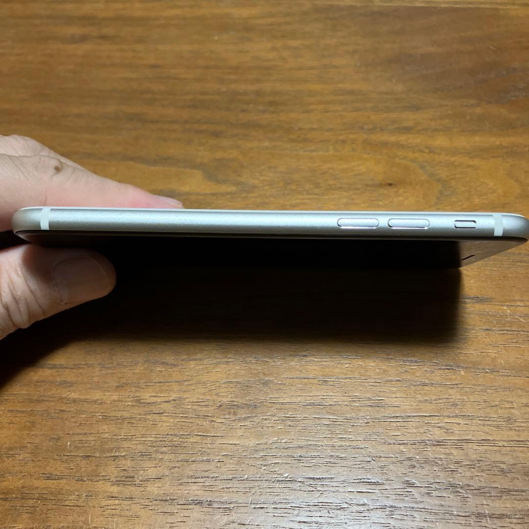 iPhone SE 第3世代 SIMフリー 64GB