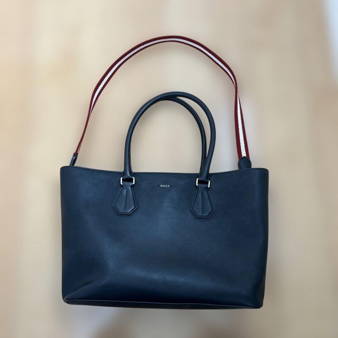 BALLY ビジネスバッグ 黒　保存袋付き