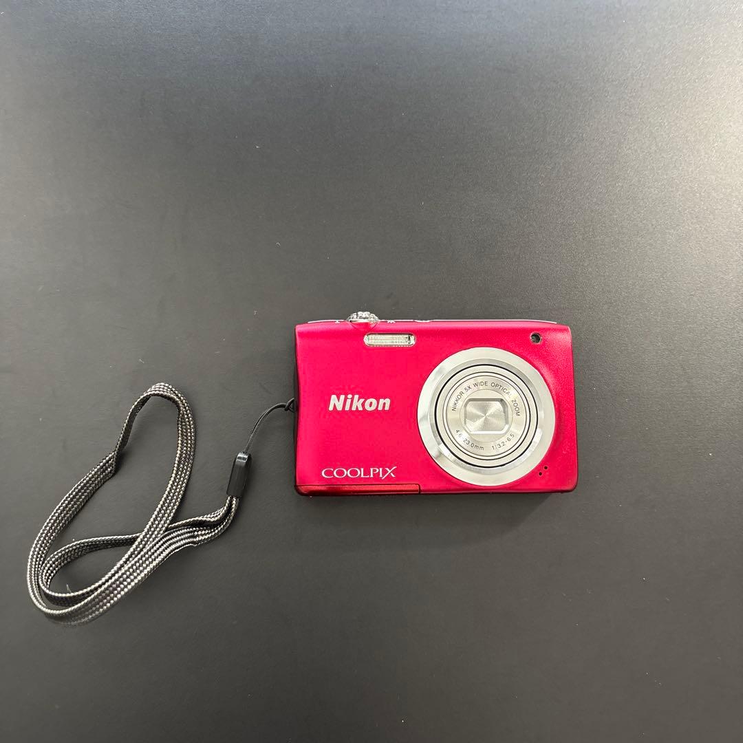 Nikon COOLPIX A100 本体＋ケース・SDカード