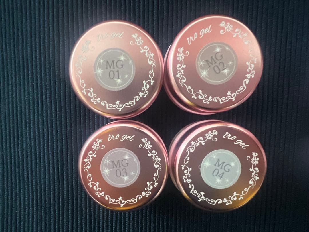 【新品未使用未開封】ネイルタウン　マグネットジェル 26色