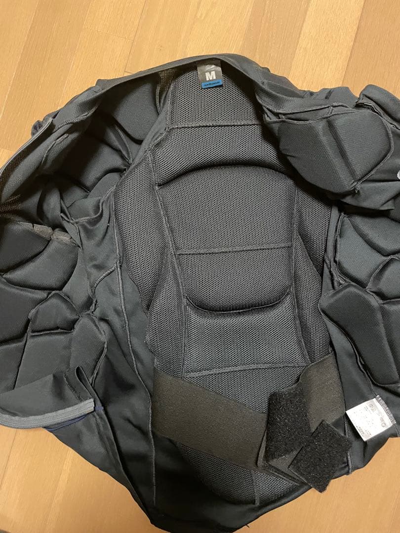 north peak スノーボード　スキー　プロテクターMサイズ