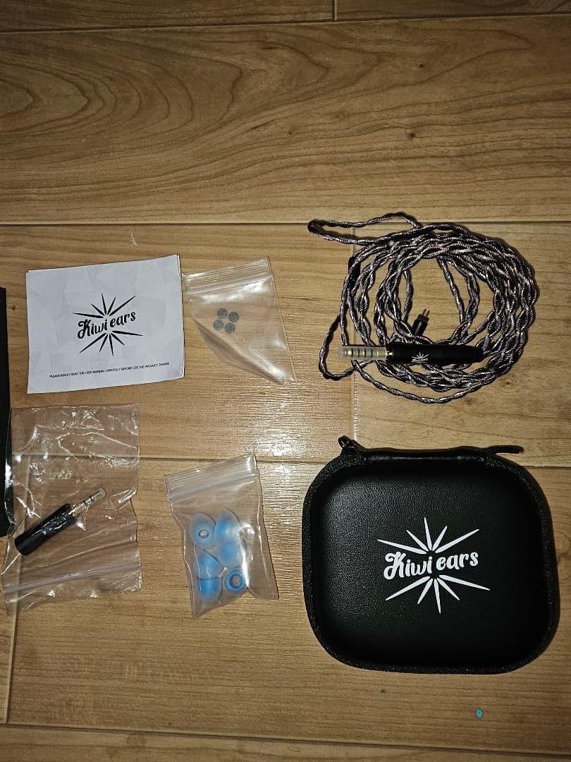KIWI EARS ASTRAL イヤホン
