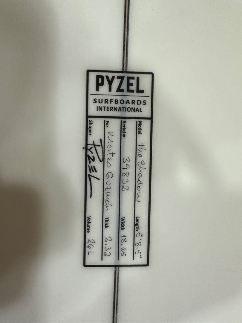 10%割引済！【PYZEL】THE SHADOW 5’8.5” エポキシ　超美品