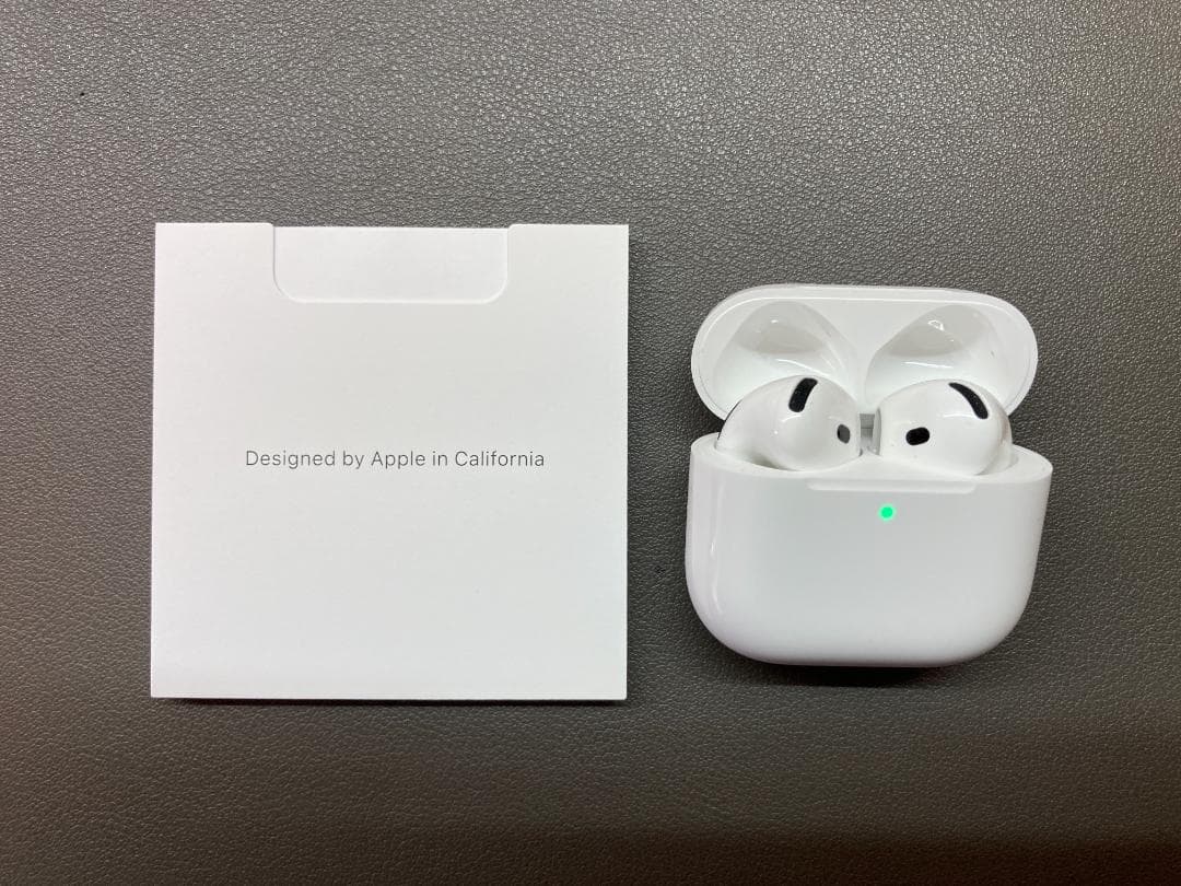 AirPods 4 アクティブノイズキャンセリング搭載 ほぼ新品