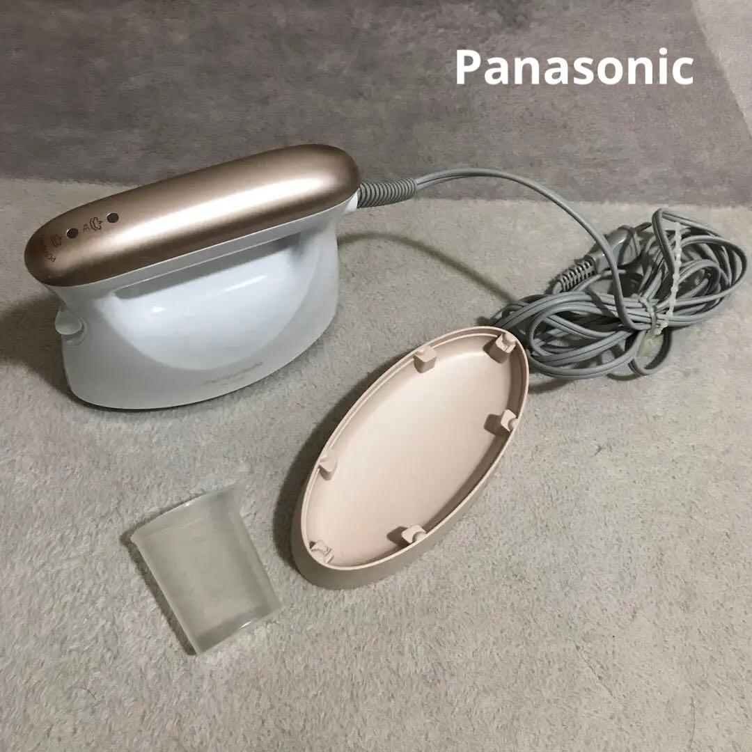 【Panasonic】衣類スチーマー　シャンパンゴールド　2回使用