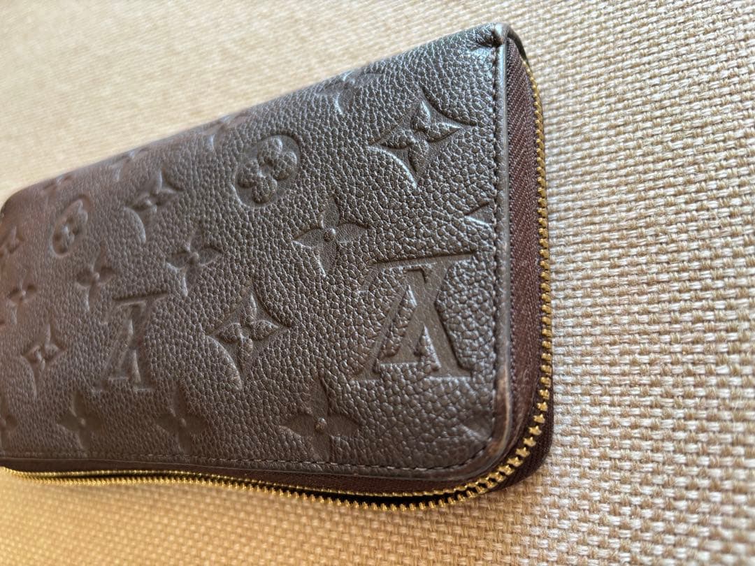 ルイヴィトン モノグラム アンプラント ジッピーウォレット　ブラウン
