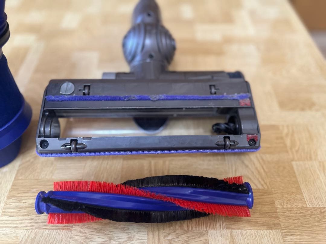 HK　ダイソン　キャニスター掃除機　DC48 分解清掃済み＆一部新品部品