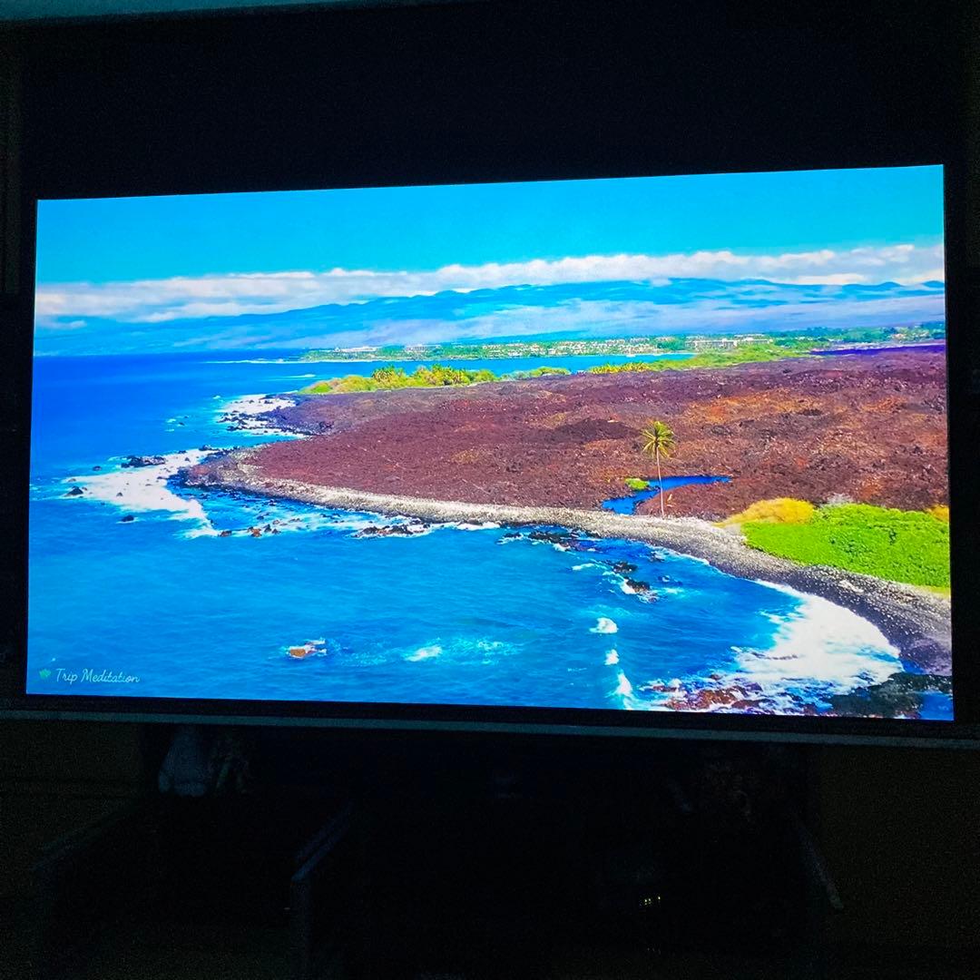 100インチ　電動スクリーン　吊り下げ式　 Unisonic LTW100MWA