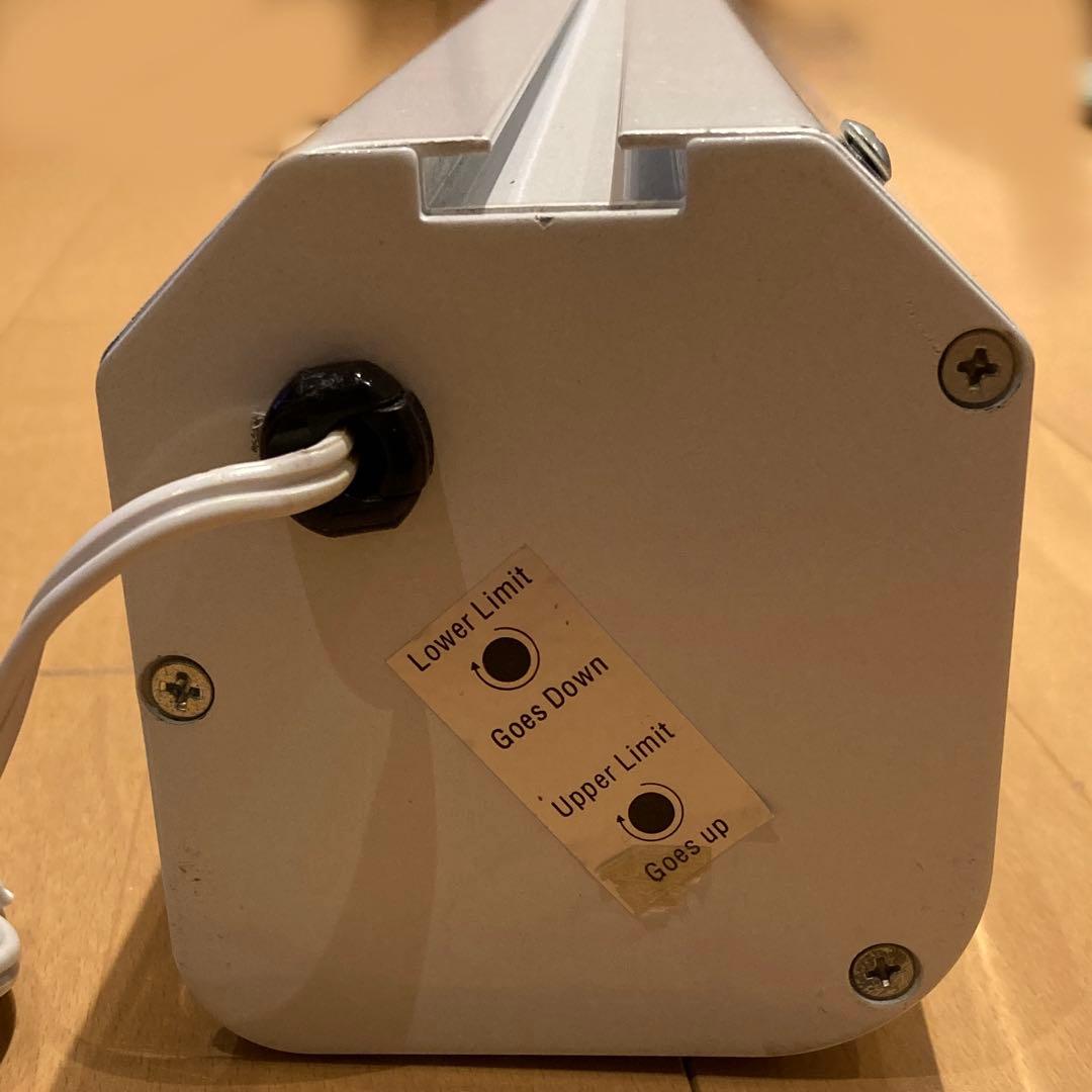 100インチ　電動スクリーン　吊り下げ式　 Unisonic LTW100MWA