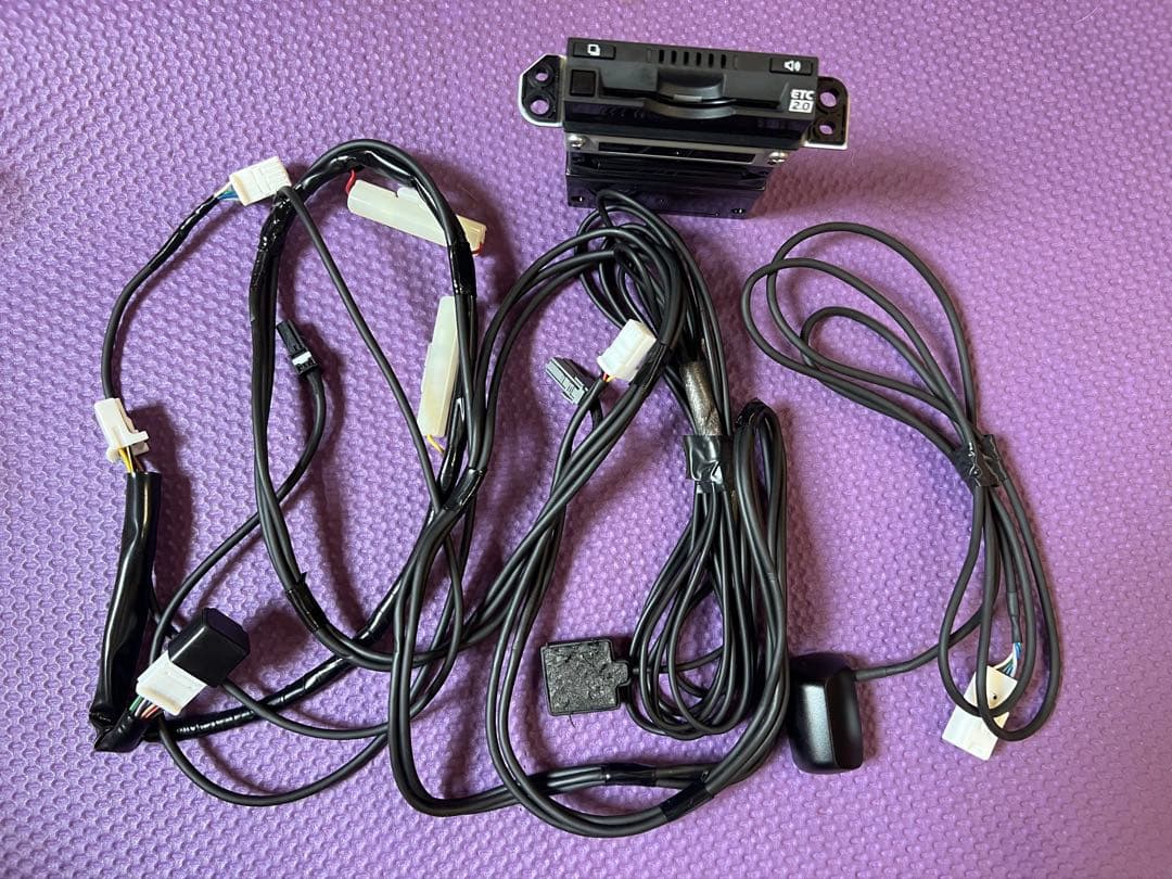 トヨタ純正ETC2.0ユニット ビルトインナビ連動タイプ 08686-00640