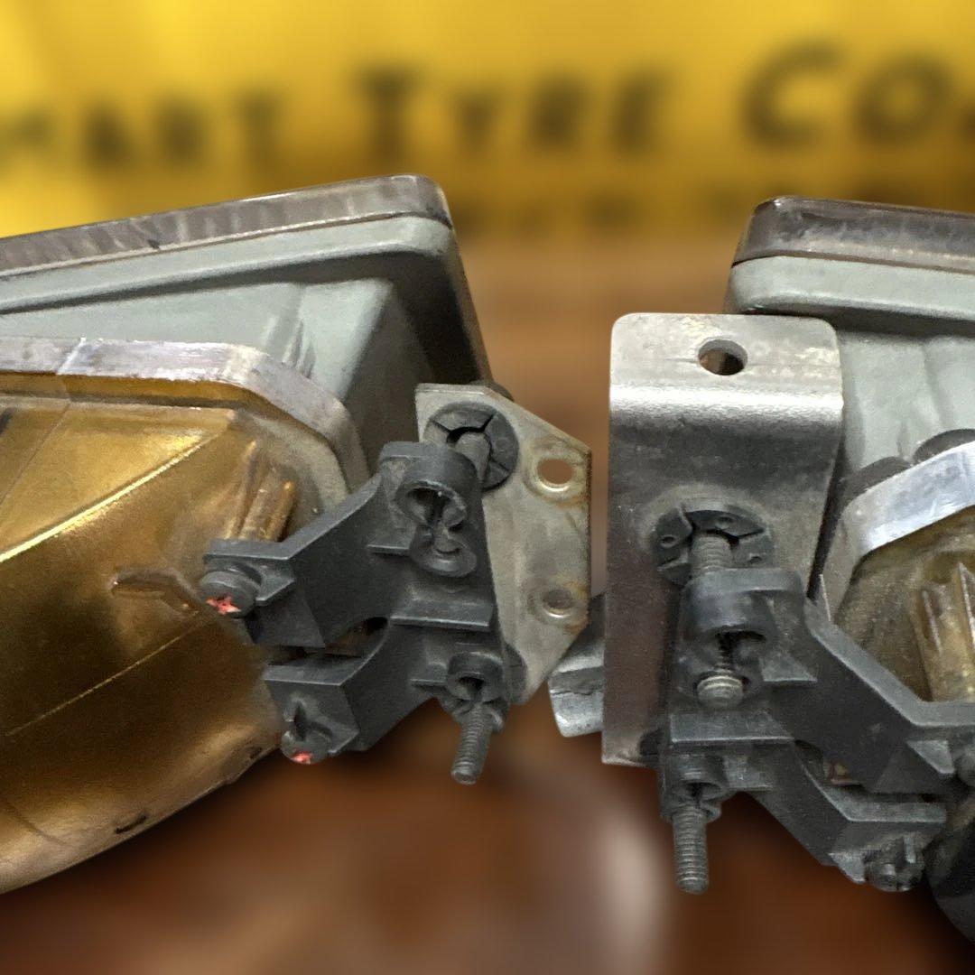 ◼️AMGエアロ専用◼️当時物◼️W202◼️W124◼️W140◼️R129◼️ フォグ左右