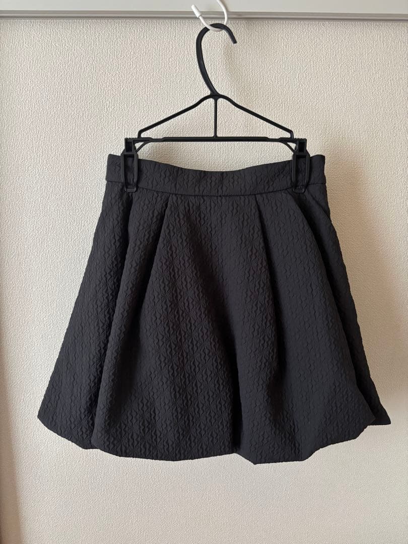 【2025AW美品】Lily Brown バルーンミニスカート