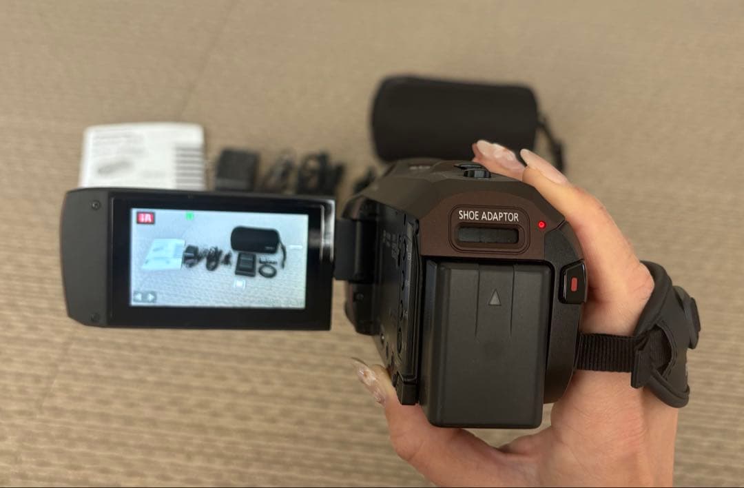【美品】Panasonic 4K ビデオカメラ HC-VX992M ブラウン
