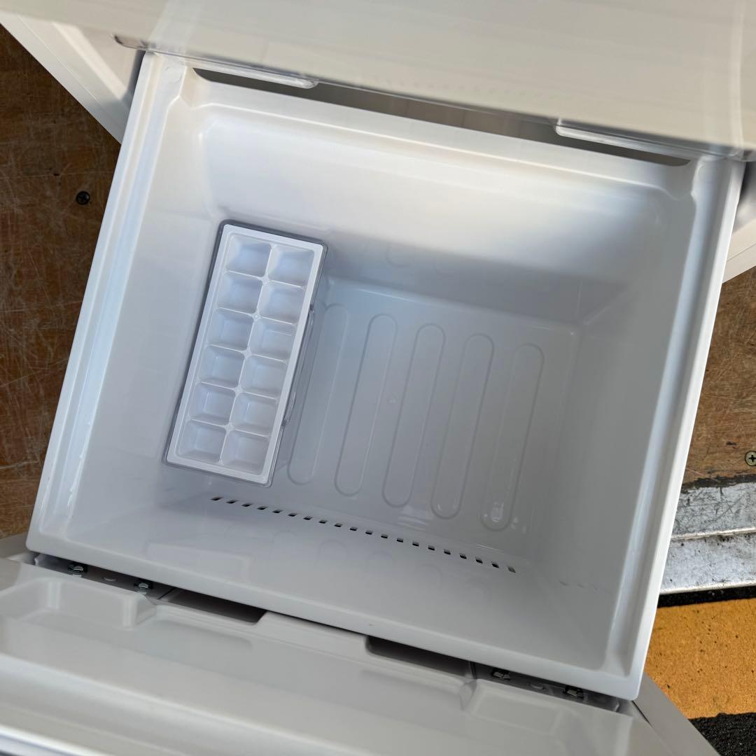 C7505★2022年製美品★シャープ　冷蔵庫　ホワイト 右.左開き　自動霜取り