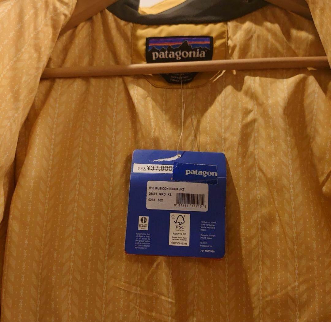 未使用品！パタゴニア　イエローフード付きスノーボードジャケット　サイズXS