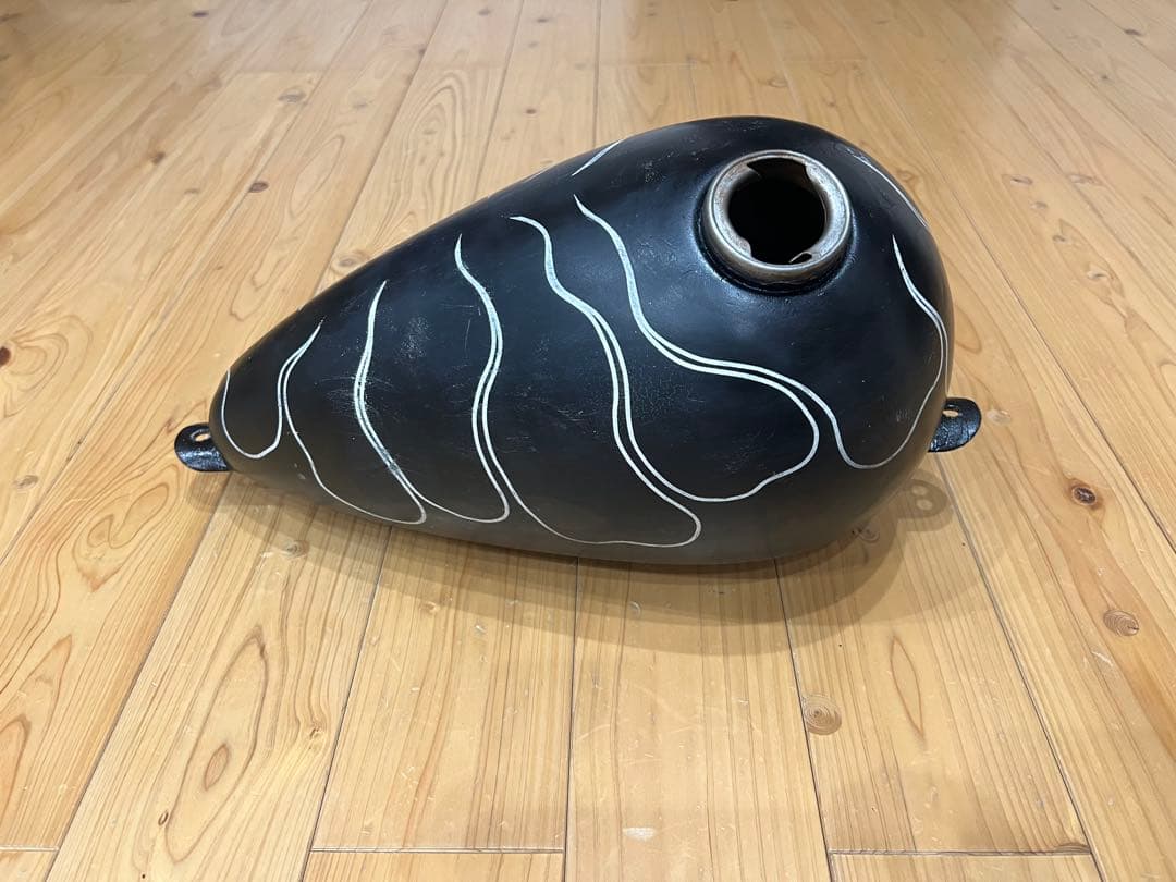 ハーレー　エッグタンク